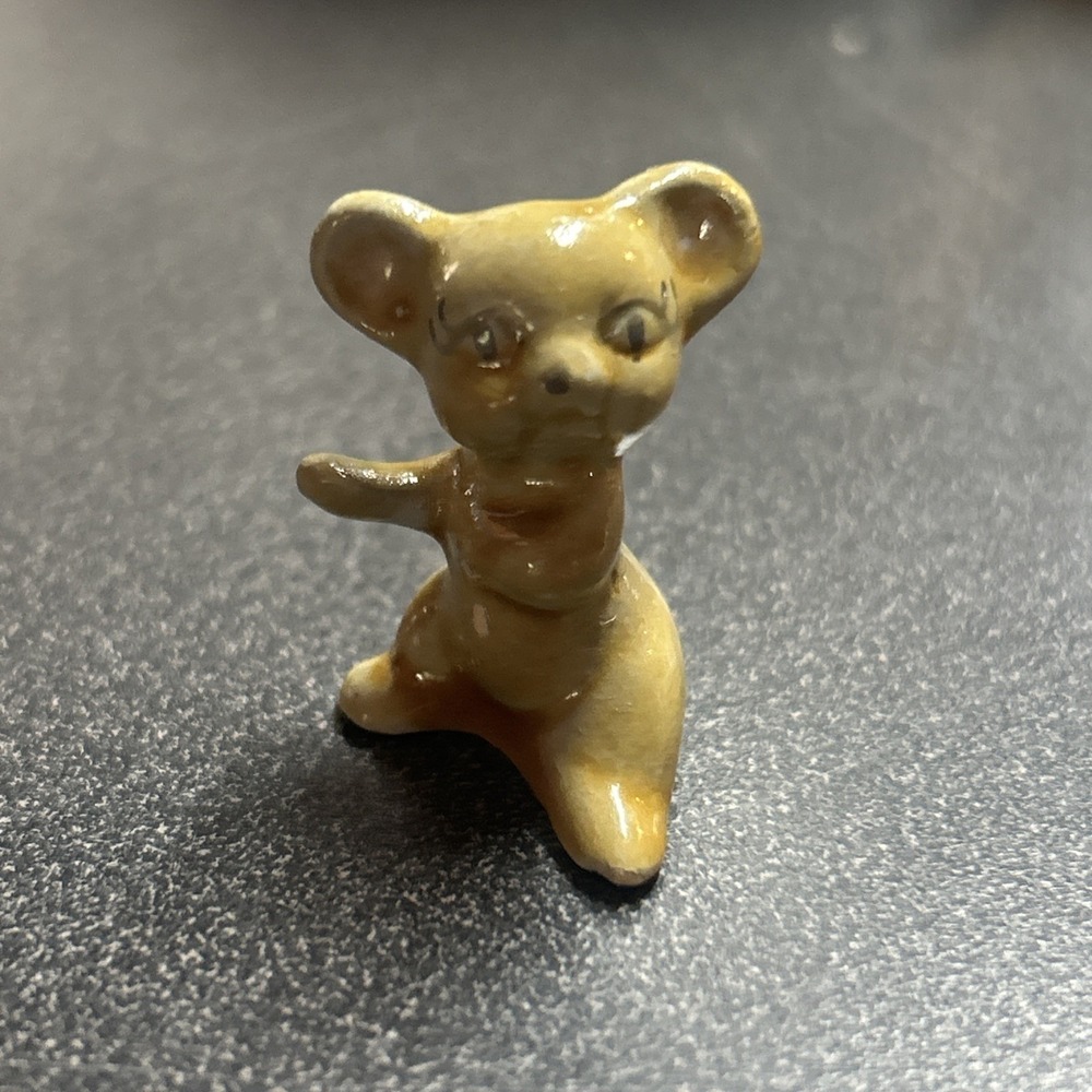 Vintage Hagen-Renaker Miniature Ceramic Mouse California USA Made Hagen Renaker